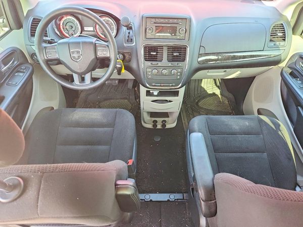 2014 DODGE GRAND CARAVAN SE