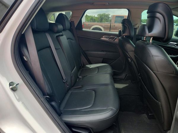 2025 KIA SPORTAGE SX