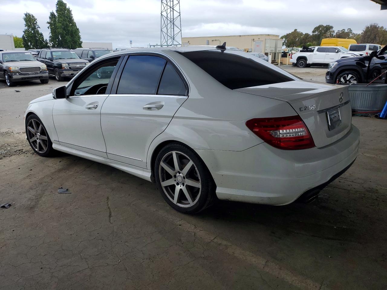 2014 MERCEDES-BENZ C C250