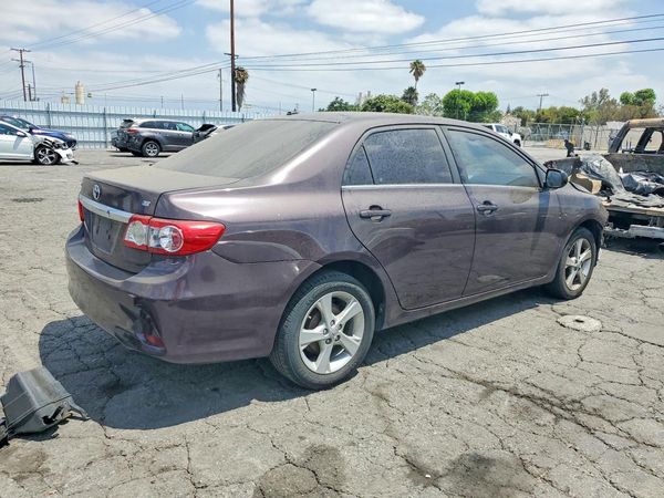 2013 TOYOTA COROLLA