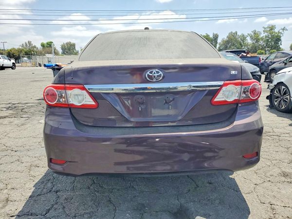 2013 TOYOTA COROLLA