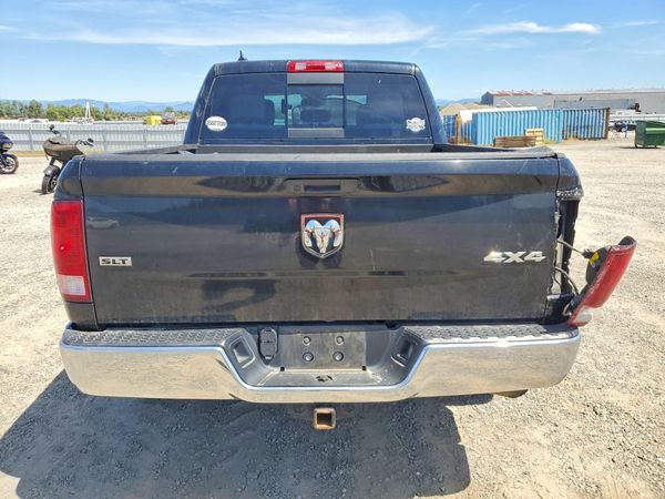 2019 RAM 1500 CLASSIC SLT