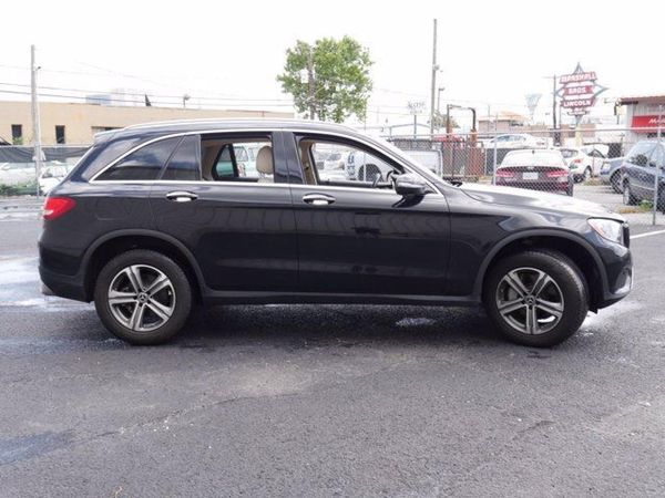 2019 MERCEDES-BENZ GLC
