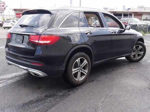 2019 MERCEDES-BENZ GLC