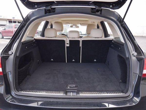 2019 MERCEDES-BENZ GLC