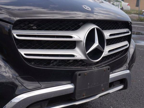 2019 MERCEDES-BENZ GLC