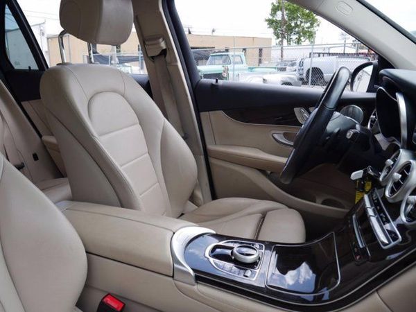2019 MERCEDES-BENZ GLC