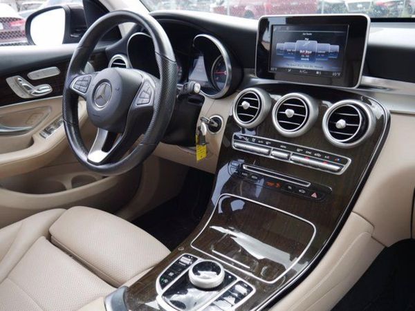 2019 MERCEDES-BENZ GLC