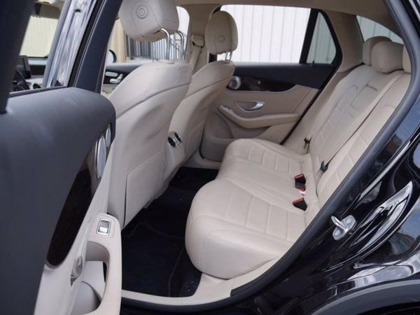 2019 MERCEDES-BENZ GLC