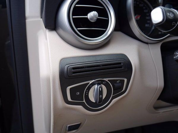 2019 MERCEDES-BENZ GLC