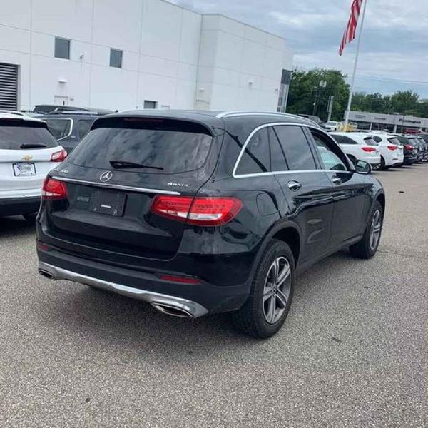 2019 MERCEDES-BENZ GLC