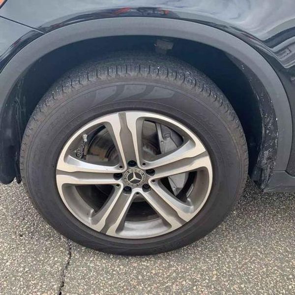 2019 MERCEDES-BENZ GLC