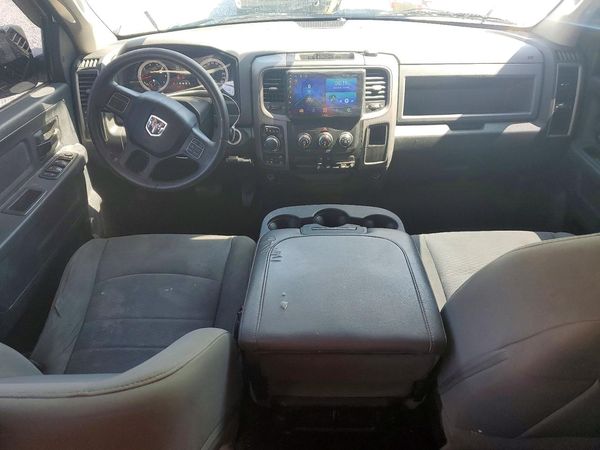2015 RAM 1500 ST
