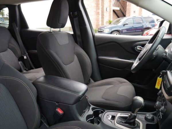 2016 JEEP CHEROKEE