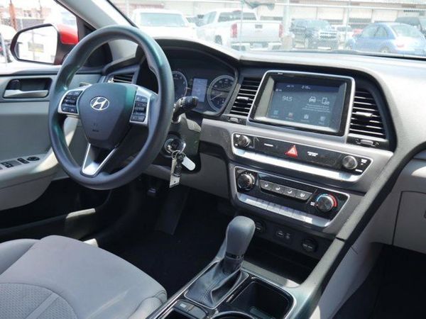 2019 HYUNDAI SONATA