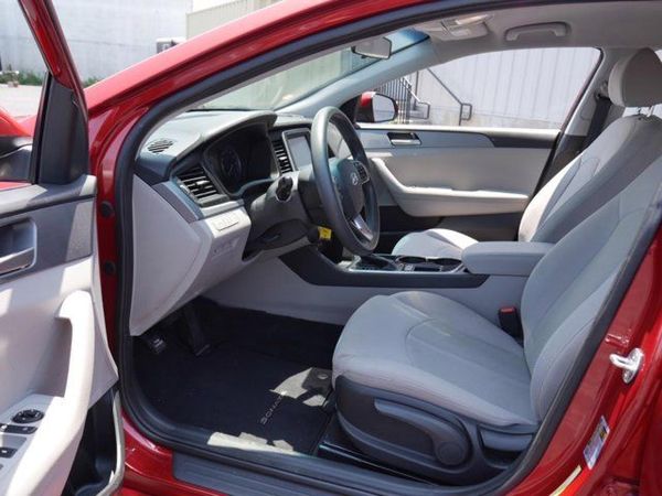 2019 HYUNDAI SONATA