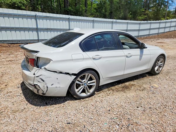 2018 BMW 320