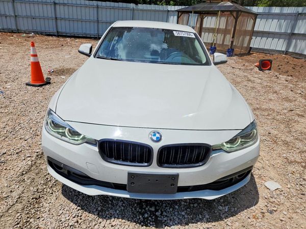 2018 BMW 320