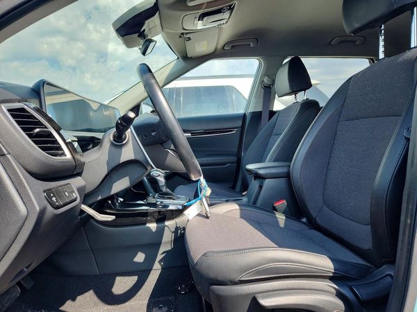 2025 KIA SELTOS S, X-Line