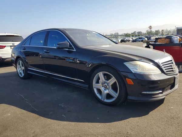 2013 MERCEDES-BENZ S S550