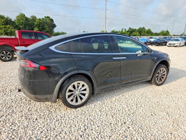 2018 TESLA MODEL X