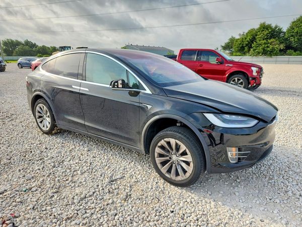 2018 TESLA MODEL X