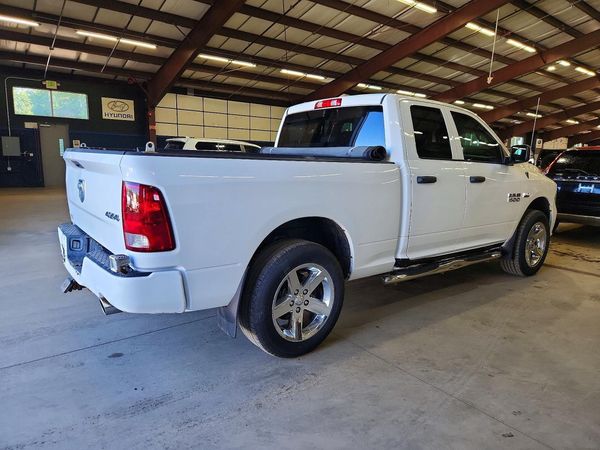 2014 RAM 1500 ST