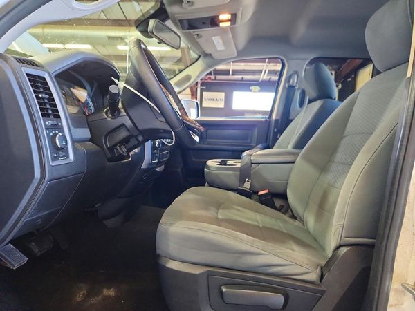 2014 RAM 1500 ST