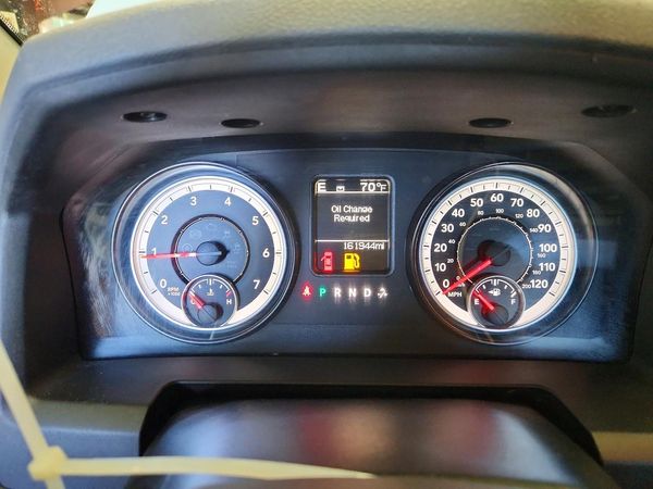 2014 RAM 1500 ST