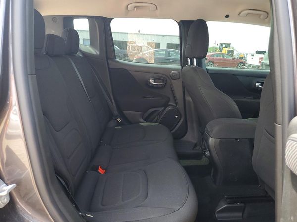 2019 JEEP RENEGADE LATITUDE 4X4