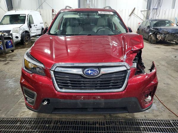 2021 SUBARU FORESTER Limited
