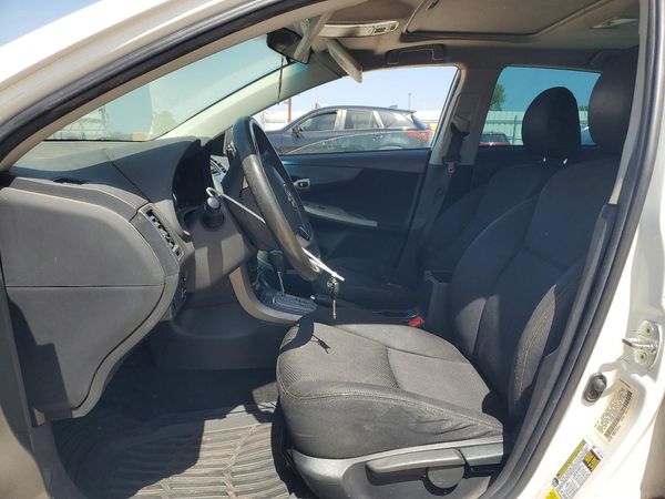 2013 TOYOTA COROLLA