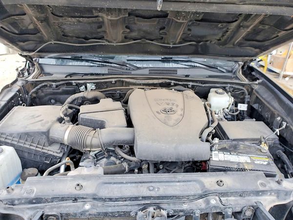 2023 TOYOTA TACOMA SR5