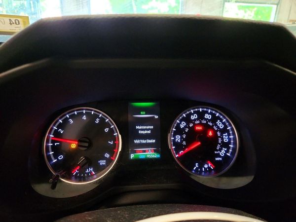 2021 TOYOTA RAV4 LE