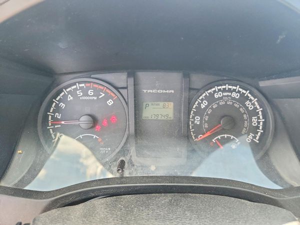 2016 TOYOTA TACOMA SR/SR5