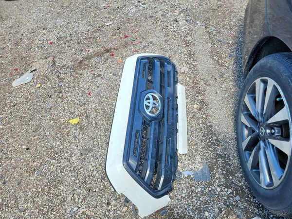 2016 TOYOTA TACOMA SR/SR5