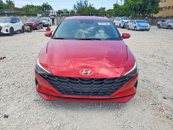 2021 HYUNDAI ELANTRA