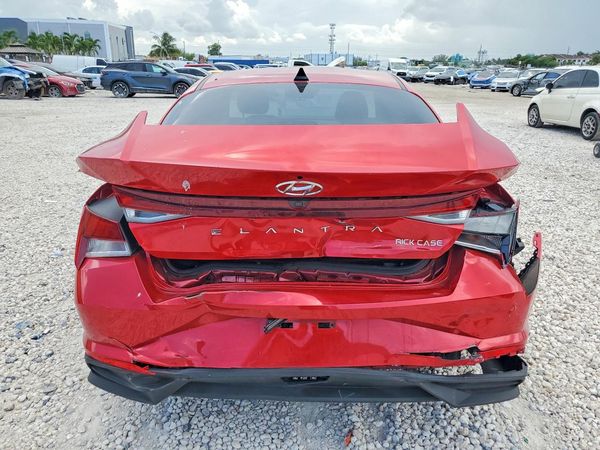 2021 HYUNDAI ELANTRA