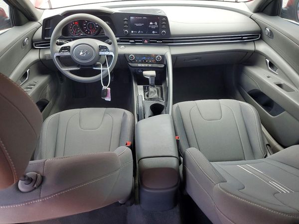 2021 HYUNDAI ELANTRA