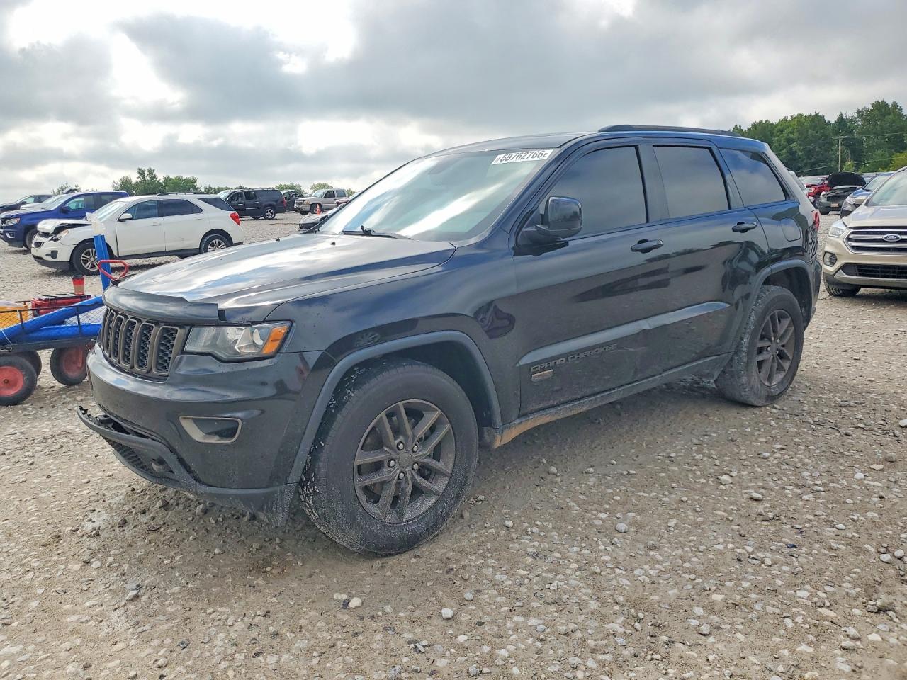 2016 JEEP GRAND CHEROKEE LAREDO 4X2