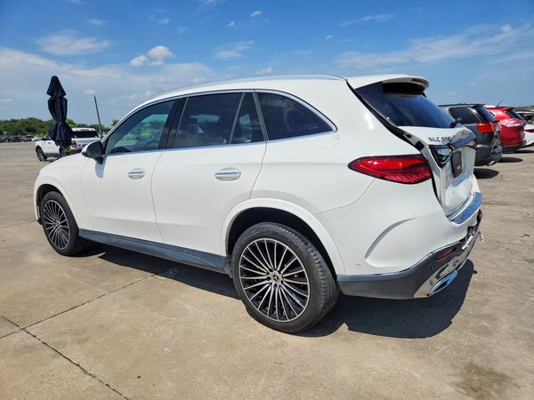 2024 MERCEDES-BENZ GLC