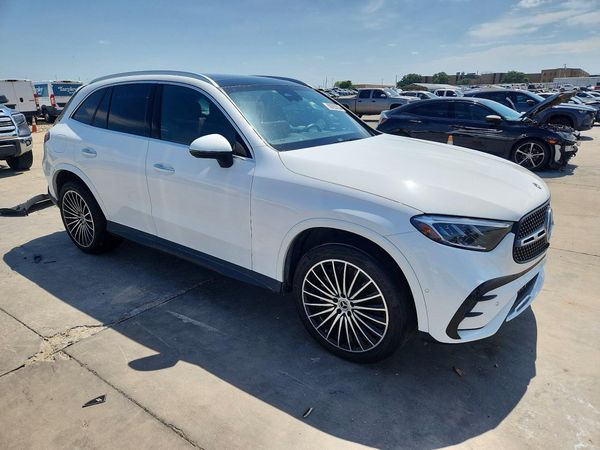 2024 MERCEDES-BENZ GLC