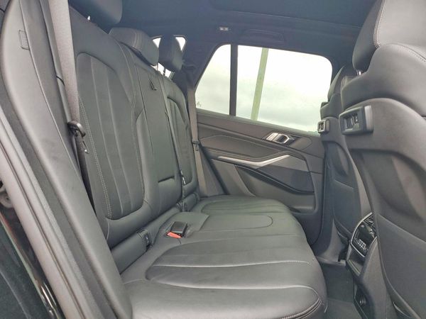 2022 BMW X5 sDrive40i