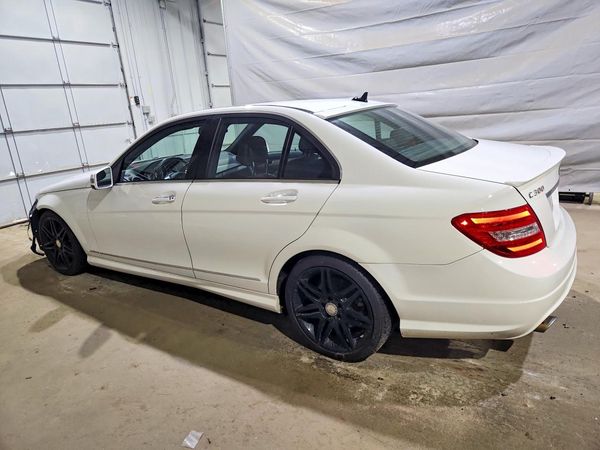 2013 MERCEDES-BENZ C