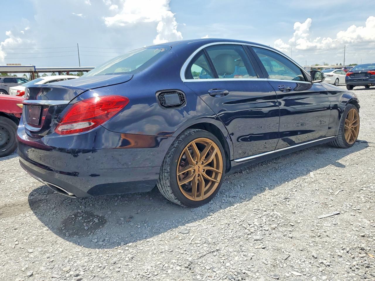 2016 MERCEDES-BENZ C C300