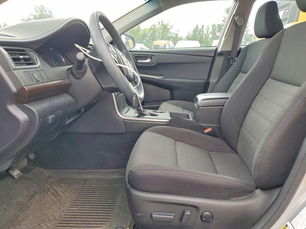 2016 TOYOTA CAMRY — DENT
