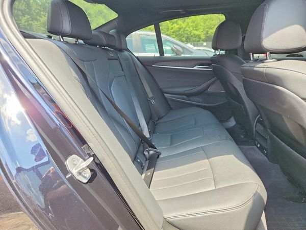 2022 BMW 530 xDrive