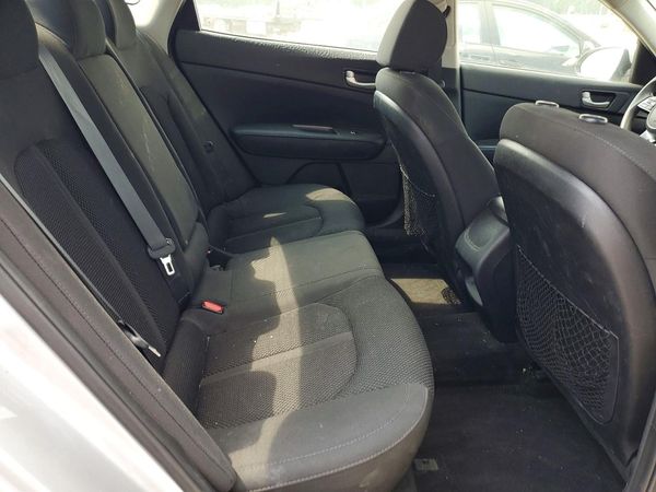 2019 KIA OPTIMA LX, S