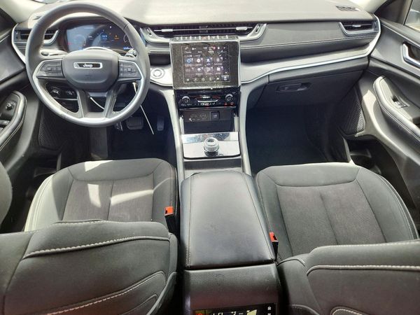 2023 JEEP GRAND CHEROKEE L LAREDO 4X4