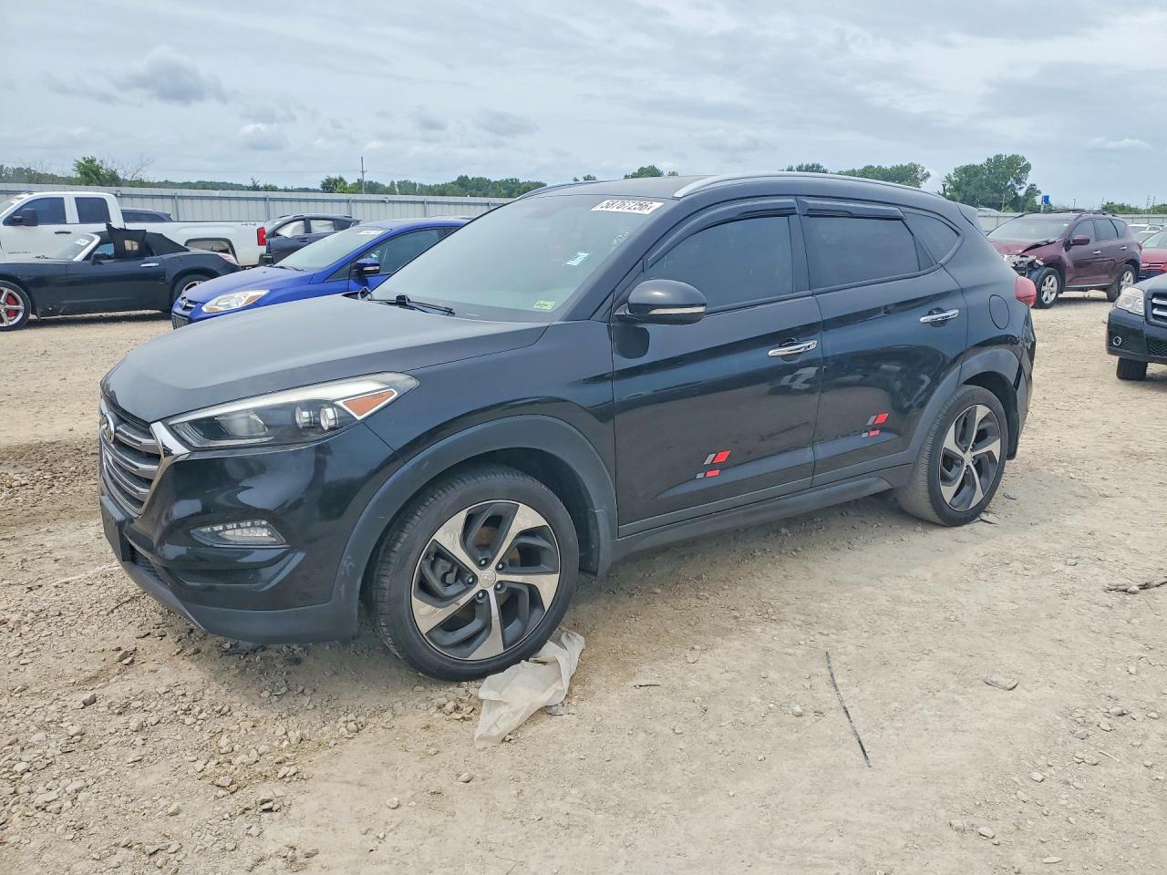 2016 HYUNDAI TUCSON